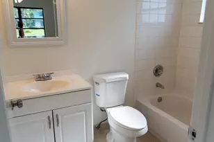 230 SW 1st St, Boca Raton, FL 33432 - Photo 16