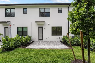 4333 Efendi Drive, Lantana, FL 33462 - Photo 2