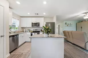 5240 Imagination Dr, Fort Pierce, FL 34947 - Photo 10