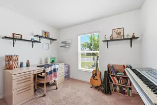 5240 Imagination Dr, Fort Pierce, FL 34947 - Photo 20