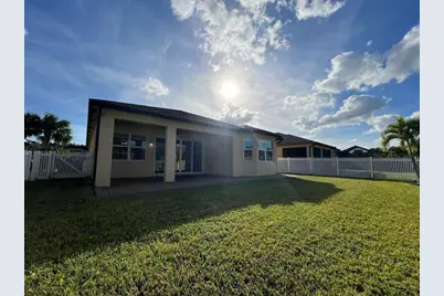 11948 SW Crestwood Circle, Port Saint Lucie, FL 34987 - Photo 4