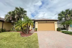 11948 SW Crestwood Cir, Port Saint Lucie, FL 34987 - Photo 2