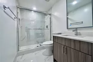 110 SW 12th St, Miami, FL 33130 - Photo 6