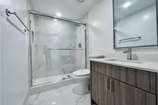 110 SW 12th St, Miami, FL 33130 - Photo 6