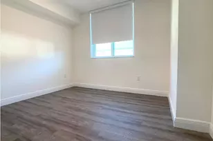 110 SW 12th St, Miami, FL 33130 - Photo 4