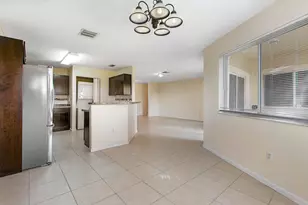 8460 NW 40th St, Coral Springs, FL 33065 - Photo 8