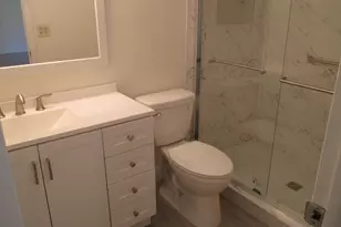106 Lake Dora Dr, West Palm Beach, FL 33411 - Photo 12