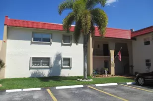 106 Lake Dora Dr, West Palm Beach, FL 33411 - Photo 1