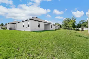 9335 101st Ave, Vero Beach, FL 32967 - Photo 4