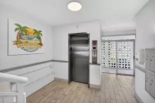 111 Shore Ct, North Palm Beach, FL 33408 - Photo 4