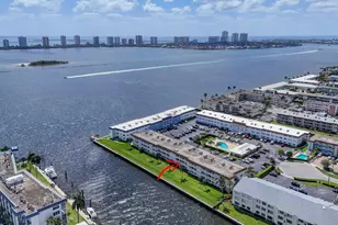 111 Shore Ct, North Palm Beach, FL 33408 - Photo 54