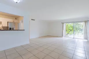 9459 SW 76th St, Miami, FL 33173 - Photo 4