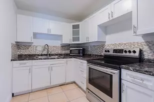 9459 SW 76th St, Miami, FL 33173 - Photo 1