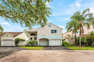 331 NW 101st Terrace, Pembroke Pines, FL 33026 - Photo 1