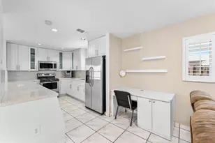 331 NW 101st Terrace, Pembroke Pines, FL 33026 - Photo 4
