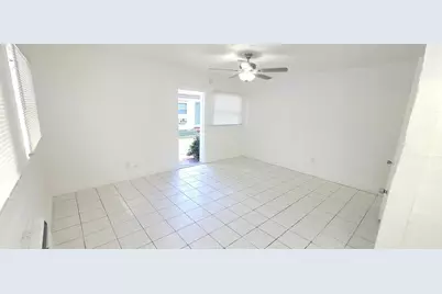 403 N 19th Avenue #J, Hollywood, FL 33020 - Photo 2