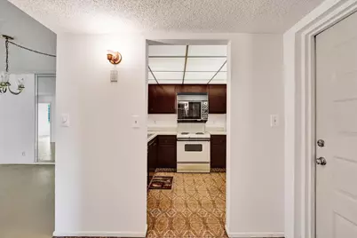 1811 Sabal Palm Drive #203, Davie, FL 33324 - Photo 6