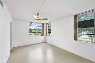 1811 Sabal Palm Dr, Davie, FL 33324 - Photo 22