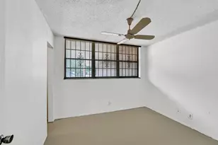 1811 Sabal Palm Dr, Davie, FL 33324 - Photo 36