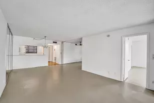 1811 Sabal Palm Dr, Davie, FL 33324 - Photo 20