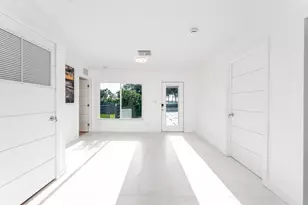 3470 NW 21st Ave, Oakland Park, FL 33309 - Photo 2