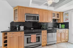 333 NE 21st Ave, Deerfield Beach, FL 33441 - Photo 6
