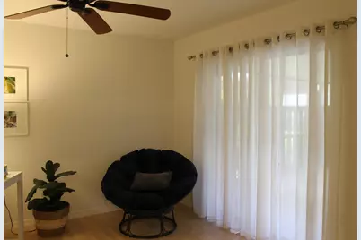 301 SE Castle Court, Port Saint Lucie, FL 34952 - Photo 10