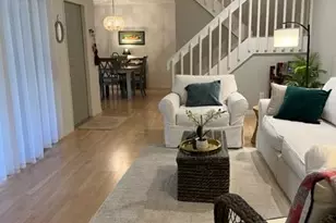 301 SE Castle Ct, Port Saint Lucie, FL 34952 - Photo 4