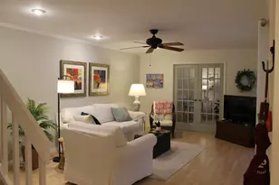 301 SE Castle Ct, Port Saint Lucie, FL 34952 - Photo 6