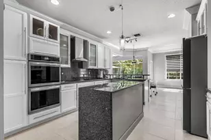 2981 NW Windemere Dr, Jensen Beach, FL 34957 - Photo 10
