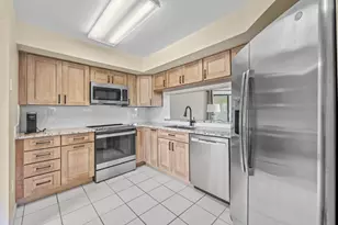 6670 Villa Sonrisa Dr, Boca Raton, FL 33433 - Photo 32