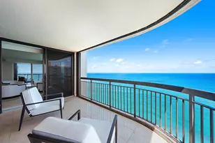 5380 N Ocean Dr, Singer Island, FL 33404 - Photo 2