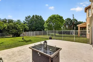 1572 Briar Oak Dr, Royal Palm Beach, FL 33411 - Photo 40