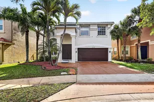 1572 Briar Oak Dr, Royal Palm Beach, FL 33411 - Photo 2