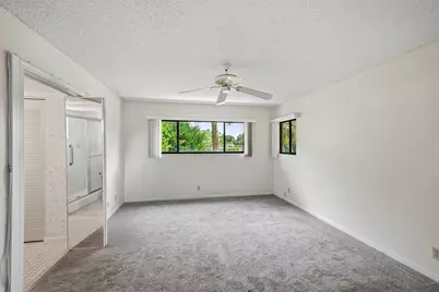 5370 Las Verdes Circle #219, Delray Beach, FL 33484 - Photo 10