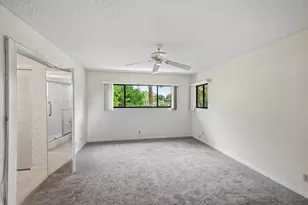 5370 Las Verdes Cir, Delray Beach, FL 33484 - Photo 10