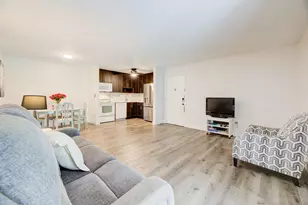 9344 S Belfort Cir, Tamarac, FL 33321 - Photo 4