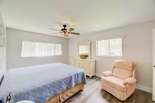 9344 S Belfort Cir, Tamarac, FL 33321 - Photo 16
