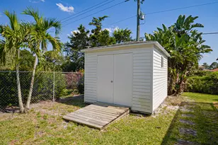 1530 SE Sunshine Ave, Port Saint Lucie, FL 34952 - Photo 12