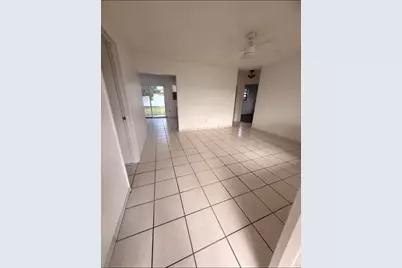 701 NW 74th Avenue, Hollywood, FL 33024 - Photo 10