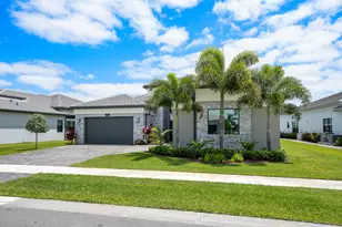 11390 Cherry Cyn Ct, Boynton Beach, FL 33473 - Photo 2