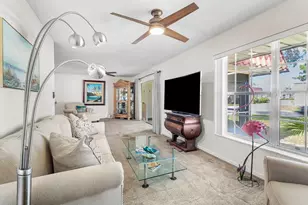 852 Salem Ln, Lake Worth, FL 33467 - Photo 6