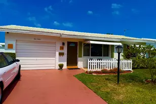 112 SW 9th St, Boynton Beach, FL 33426 - Photo 2