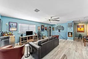 907 N A St, Lake Worth Beach, FL 33460 - Photo 8