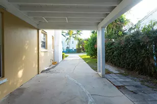 245 Cortez Rd, West Palm Beach, FL 33405 - Photo 10
