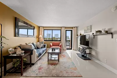 301 Golden Isles Drive #412, Hallandale Beach, FL 33009 - Photo 10