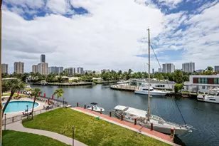 301 Golden Isles Dr, Hallandale Beach, FL 33009 - Photo 2