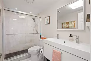 301 Golden Isles Dr, Hallandale Beach, FL 33009 - Photo 4