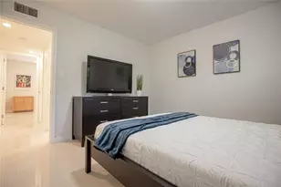 601 SE 5th Ct, Fort Lauderdale, FL 33301 - Photo 8