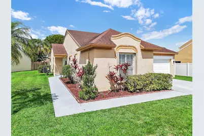 22561 Middletown Drive, Boca Raton, FL 33428 - Photo 4